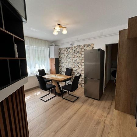 Bingo Apartman Cristuru Secuiesc Exteriér fotografie