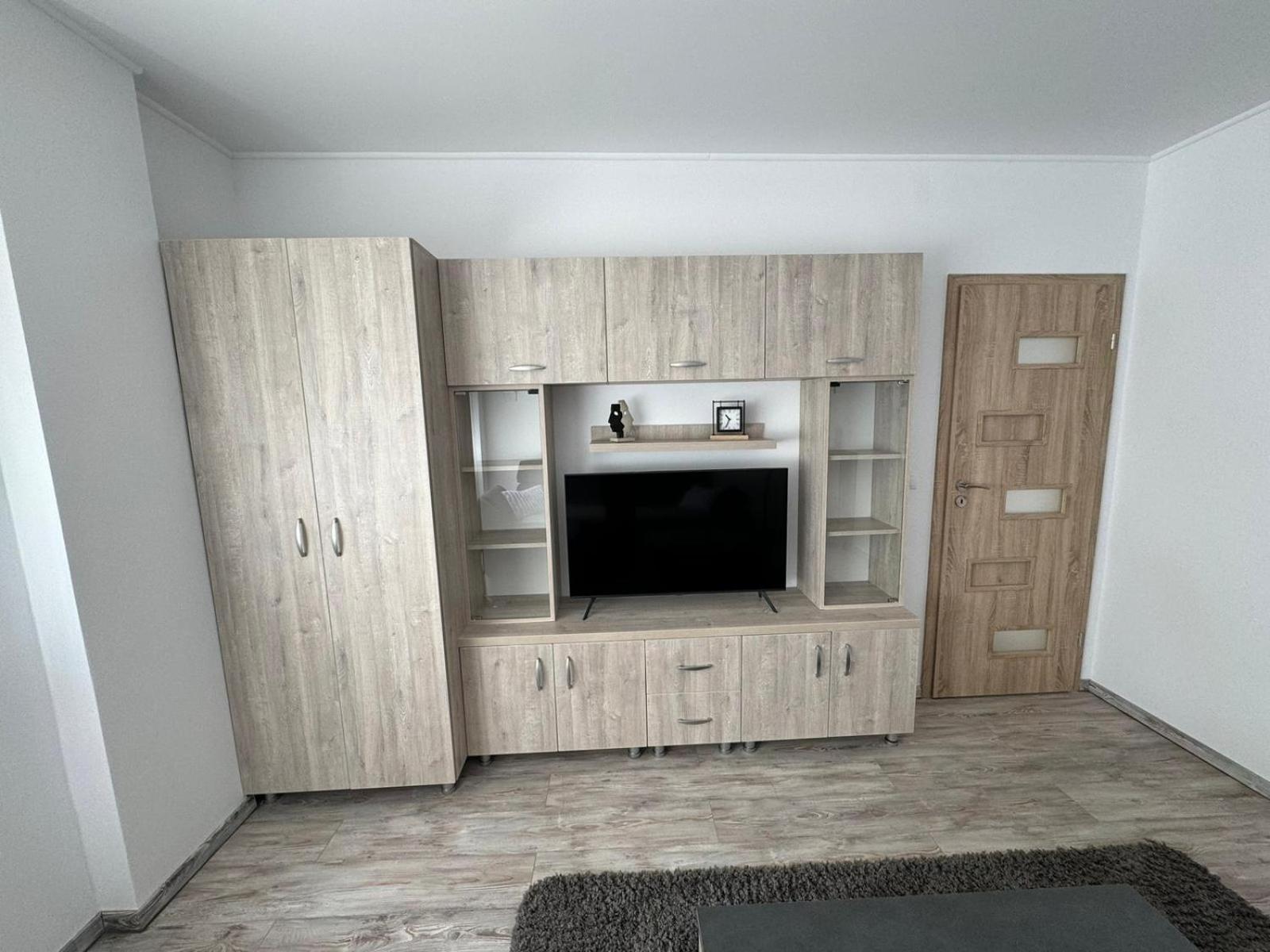 Bingo Apartman Cristuru Secuiesc Exteriér fotografie