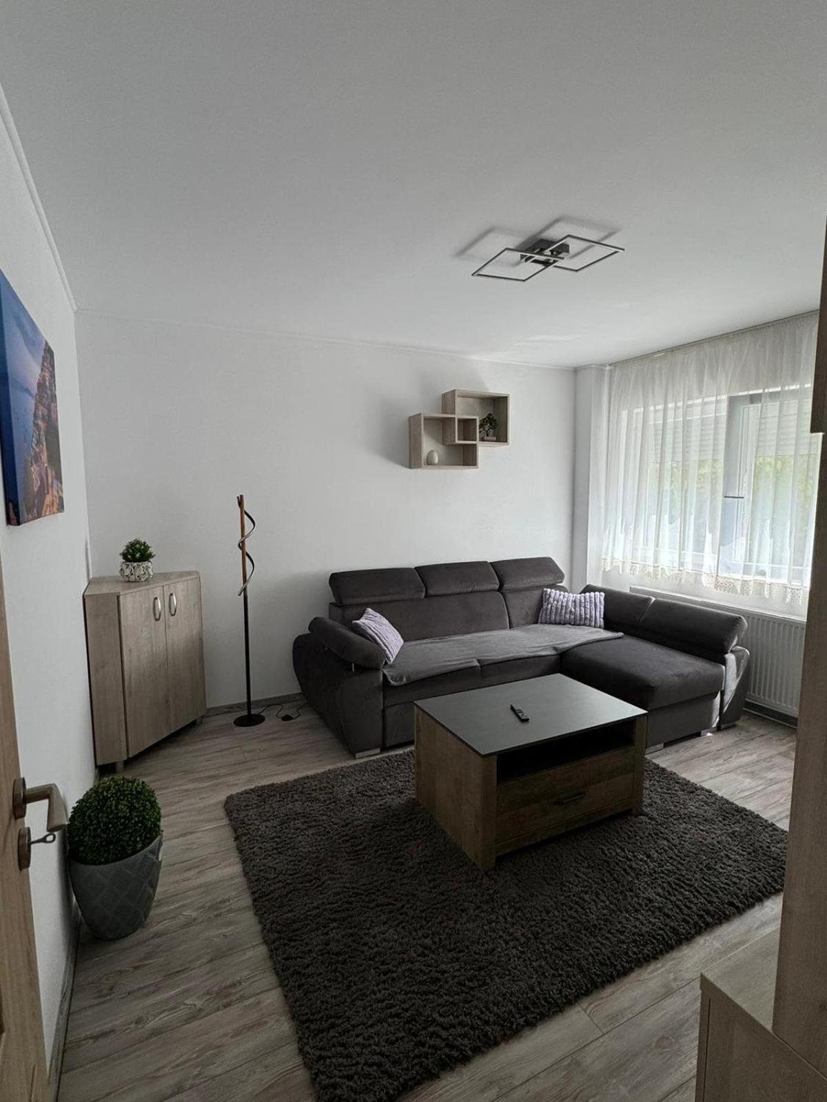 Bingo Apartman Cristuru Secuiesc Exteriér fotografie